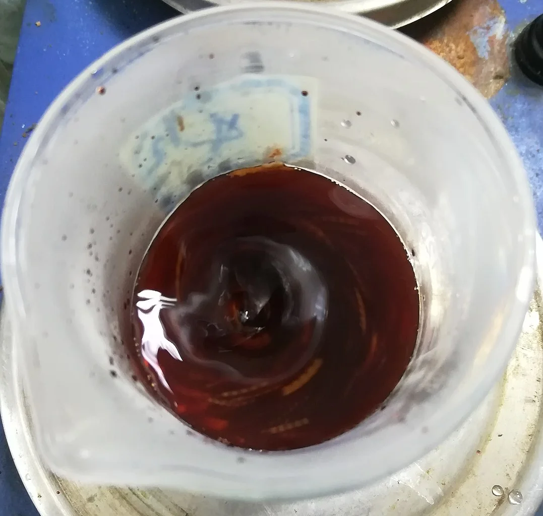 A cobalt sulfate and ethylenediamine mixture being prepared